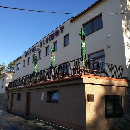 Hotel Zlechov Plumlov Екстериор снимка