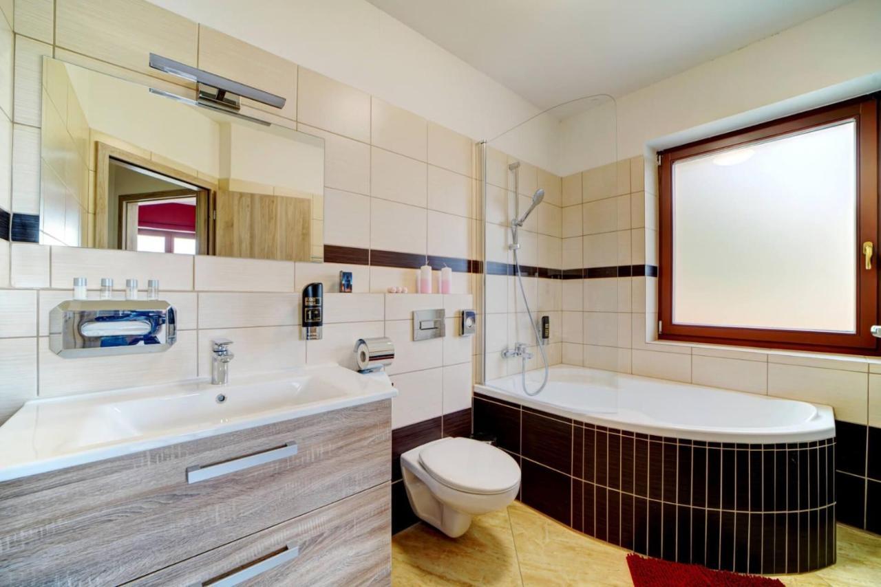 Hotel Zlechov Plumlov Екстериор снимка